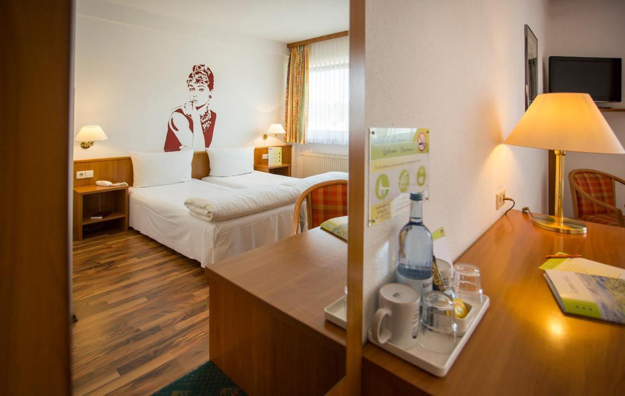 Hotel Amerika Bad Schussenried Exteriör bild
